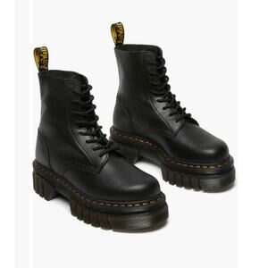 Dr. Martens Docs Audrick 8-Eye Boots Black Nappa Lux Leather Size 8 Ladies NWOB